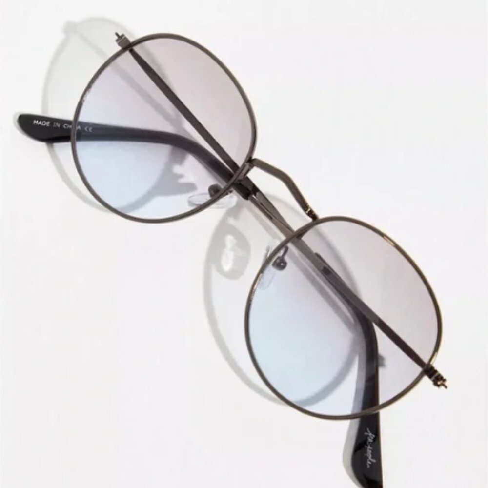 Free people far out round sunglasses NWT